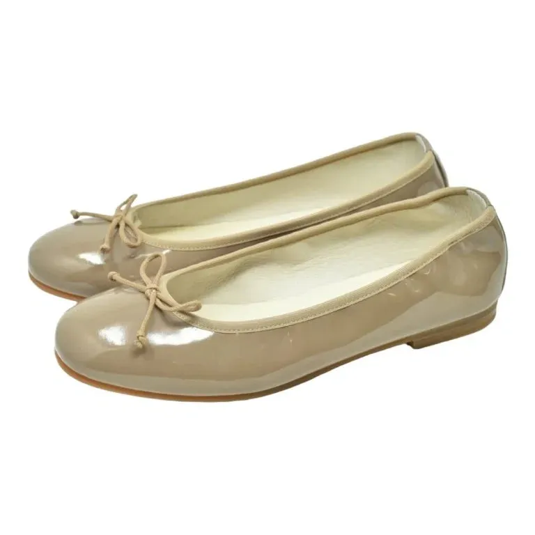 1536 - Taupe Patent Leather Flats for Girl by London Kids