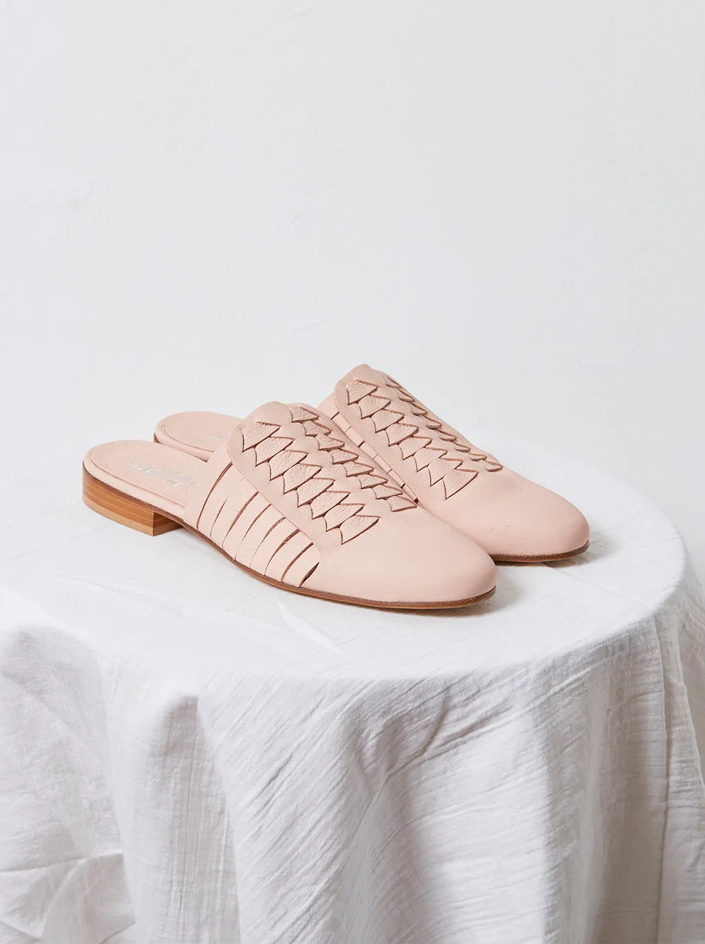 Archive Sale Leather Woven Slides in Sirena