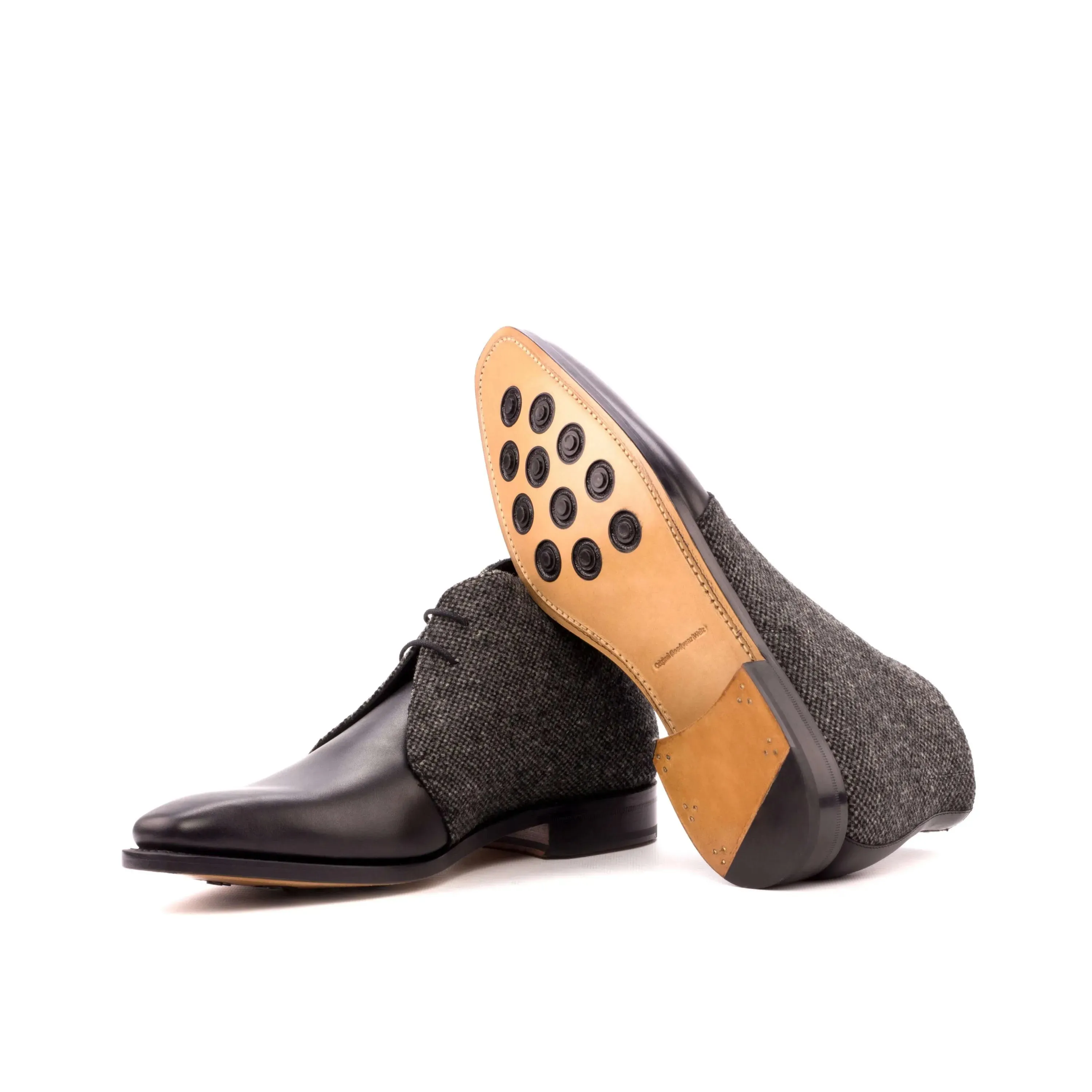 Artemon Chukka boots