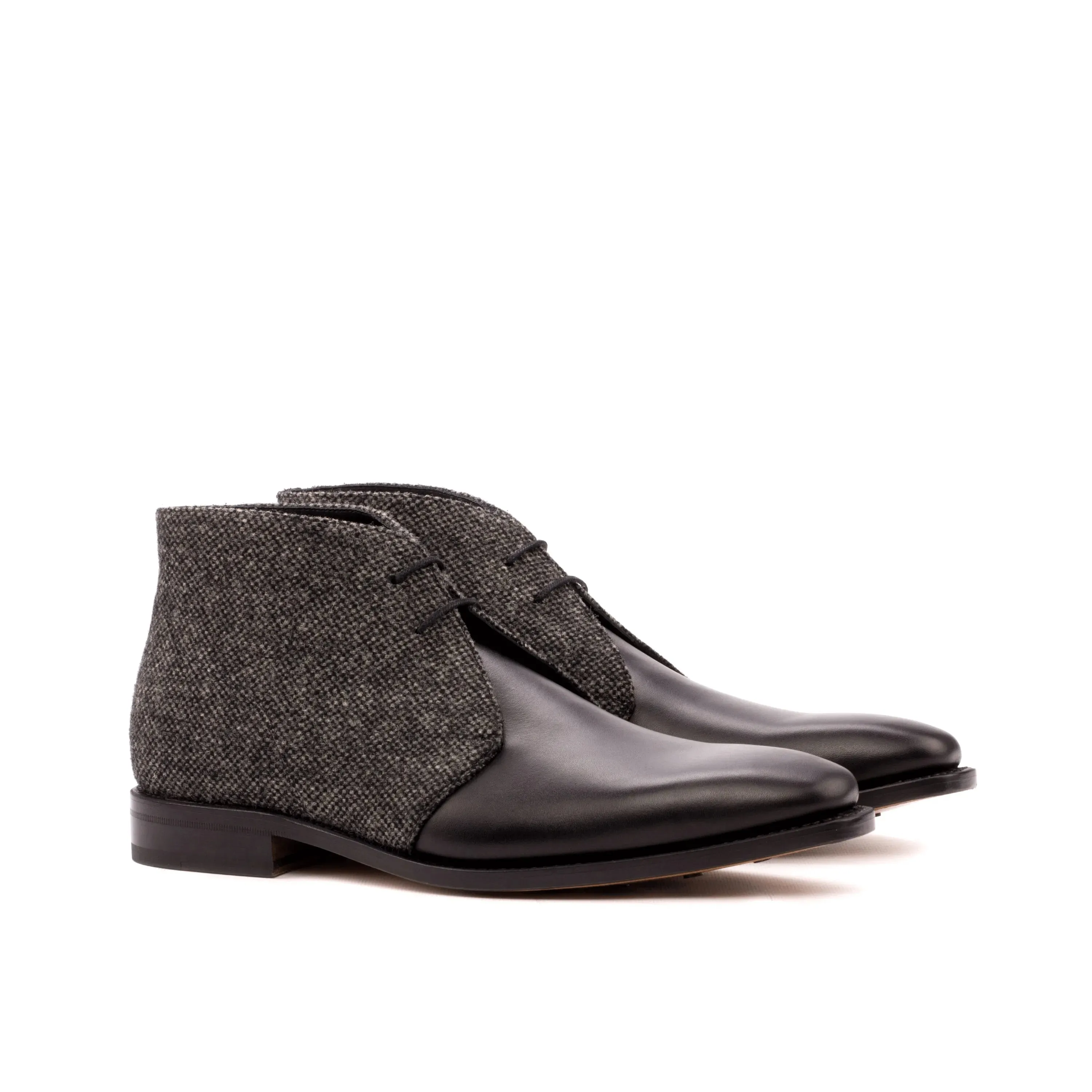 Artemon Chukka boots