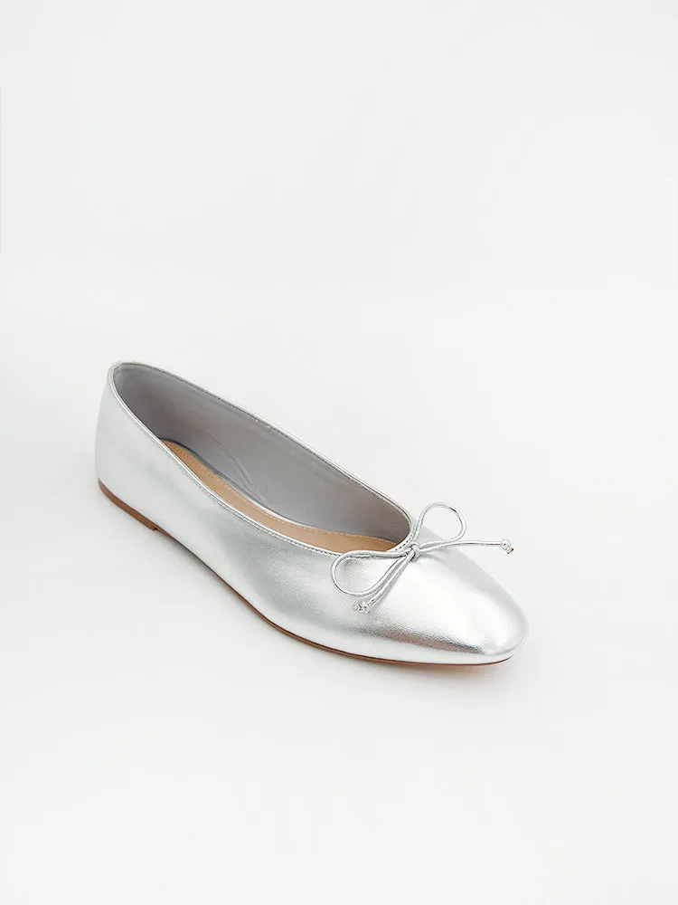 BALLERINA IN SILVER