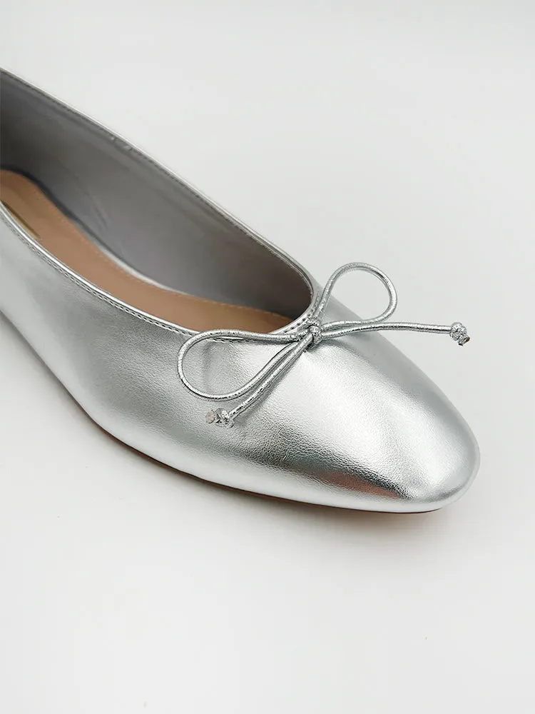 BALLERINA IN SILVER