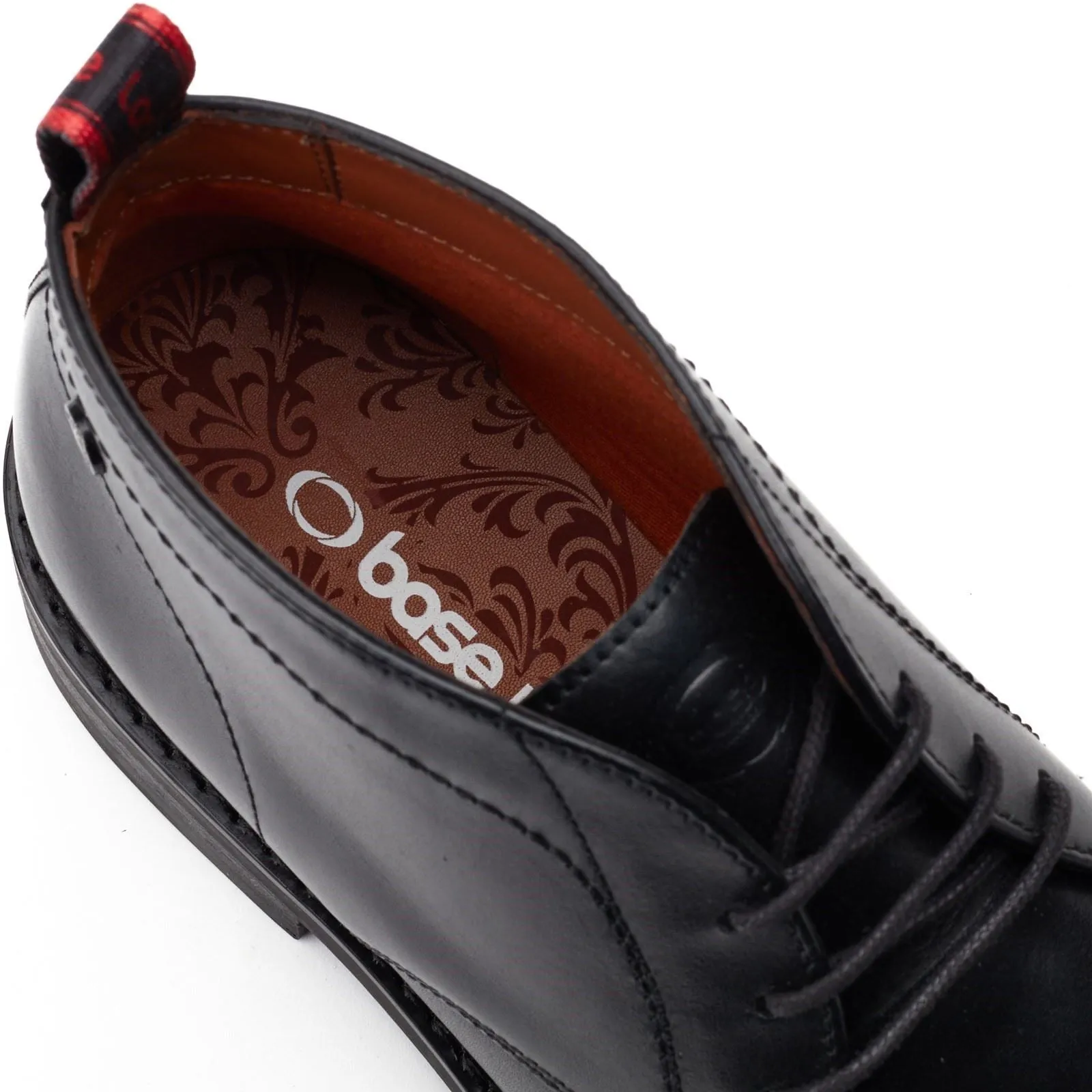 Base London Knebworth Leather Chukka Boots