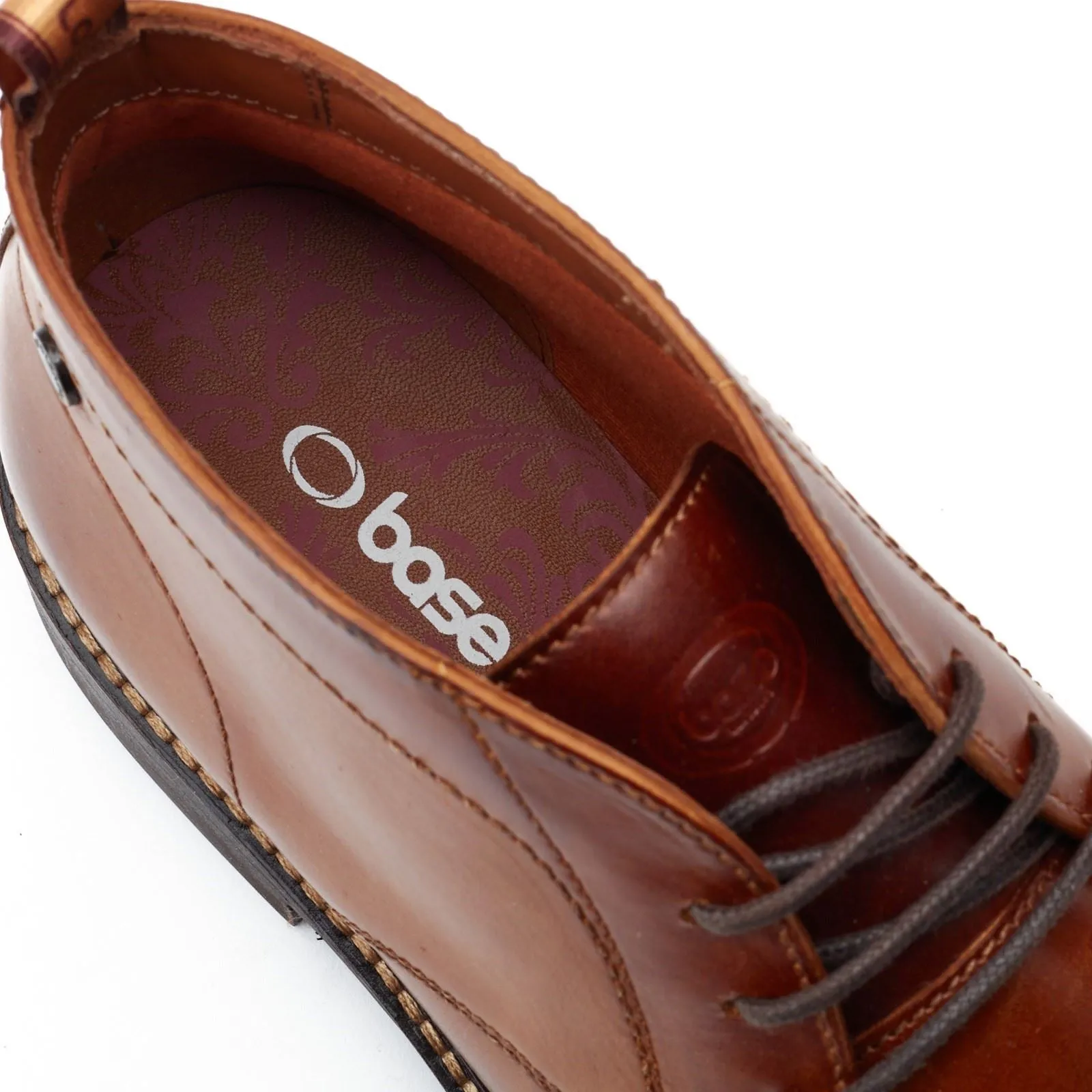 Base London Knebworth Leather Chukka Boots