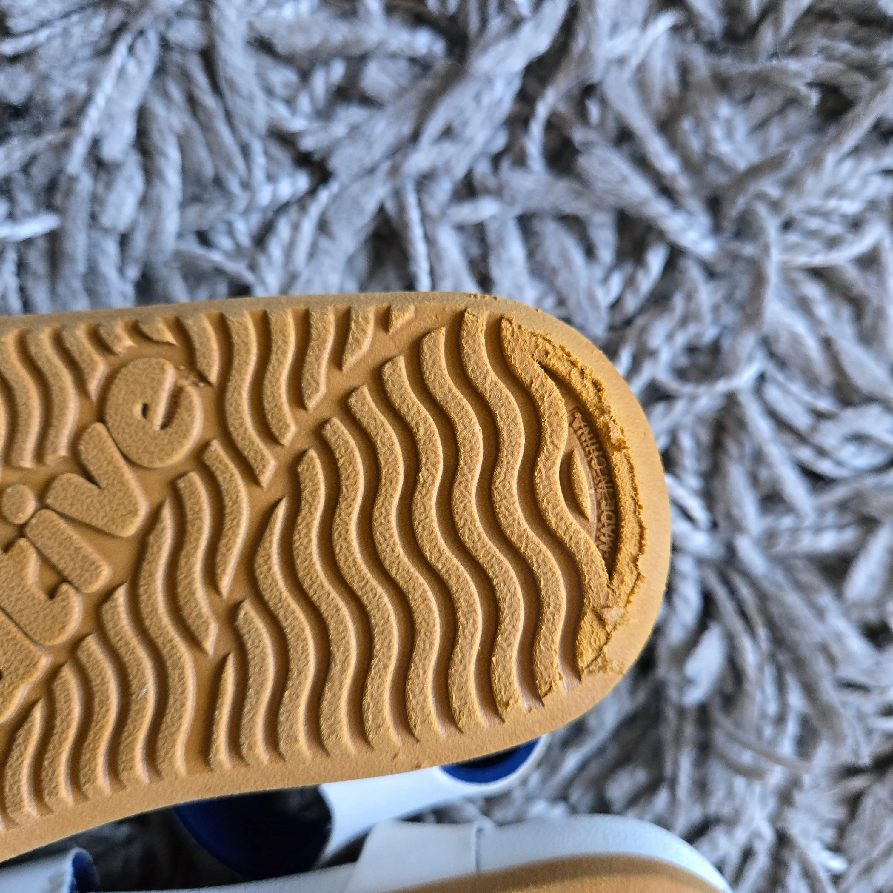 c7 native sandals , Shoes 7 (Walkers:12-24 mth)