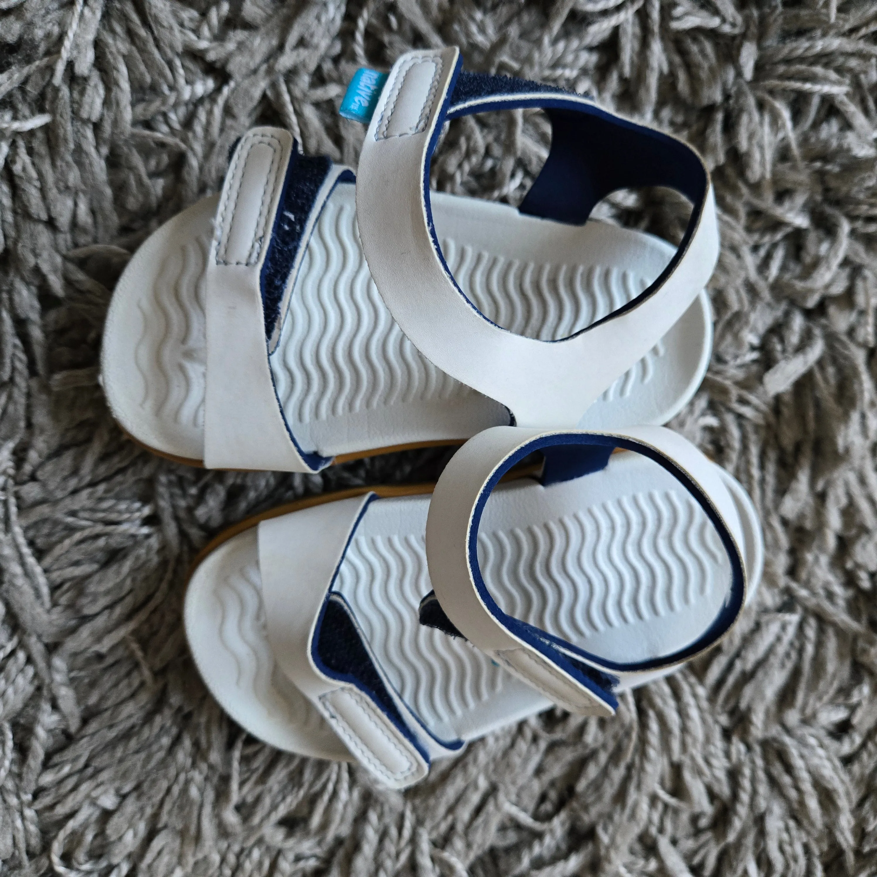 c7 native sandals , Shoes 7 (Walkers:12-24 mth)