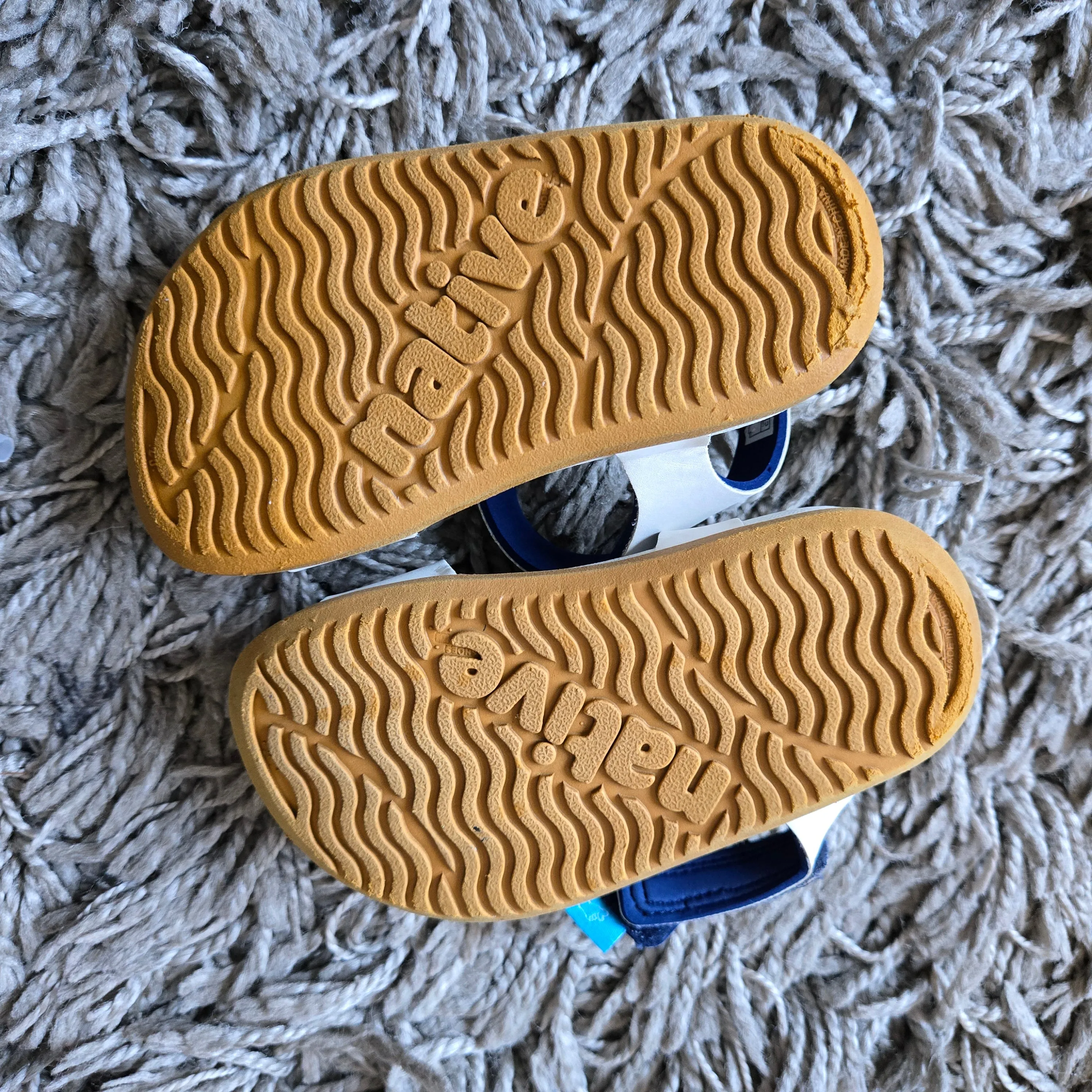 c7 native sandals , Shoes 7 (Walkers:12-24 mth)
