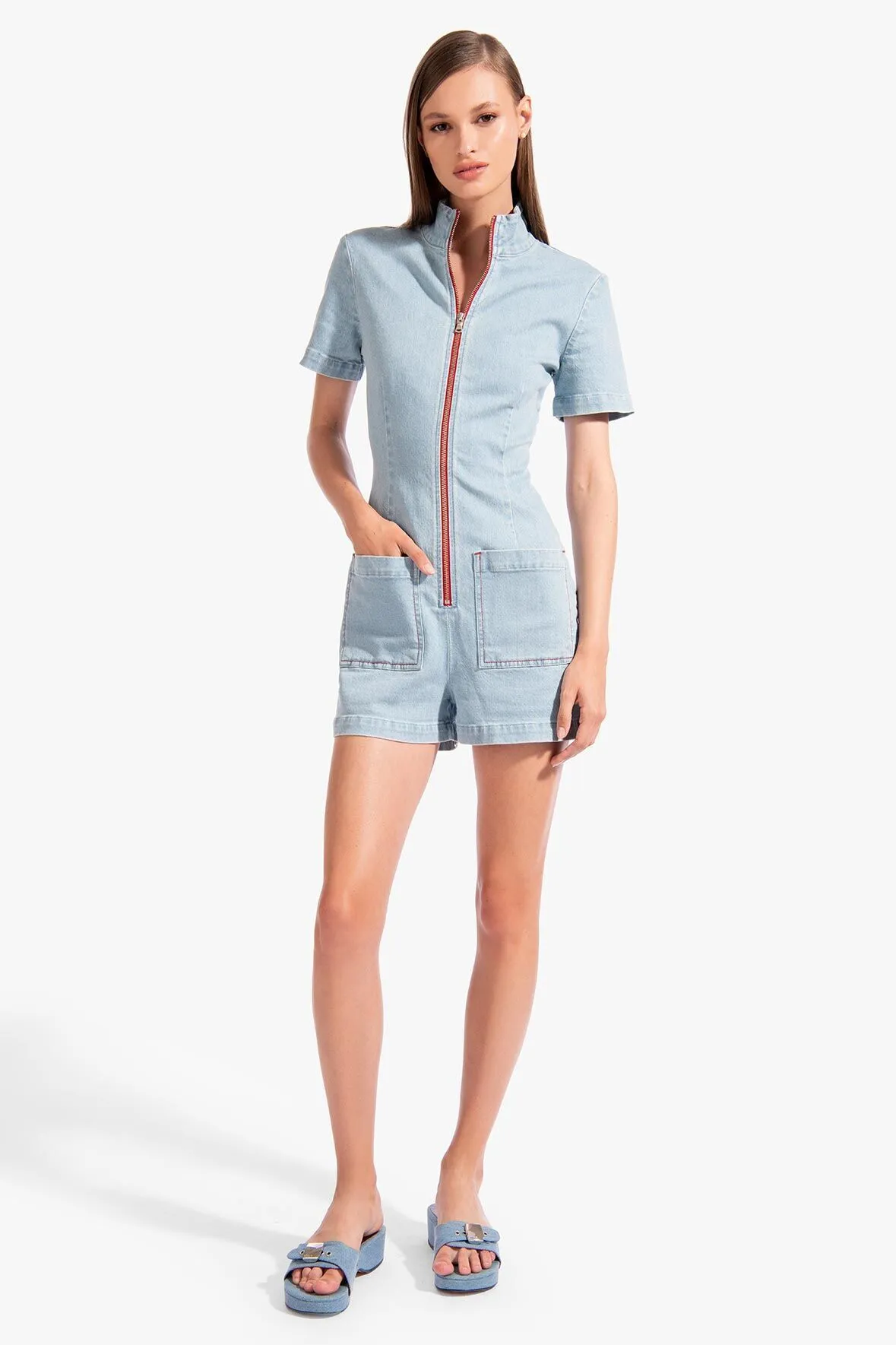ERIN SANDAL | LIGHT WASH DENIM