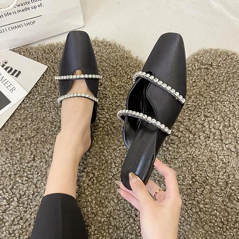 Finn Chain Pointed Toe Mule Sandals Women's Summer Closed Toe Flat Lazy Mules Slippers