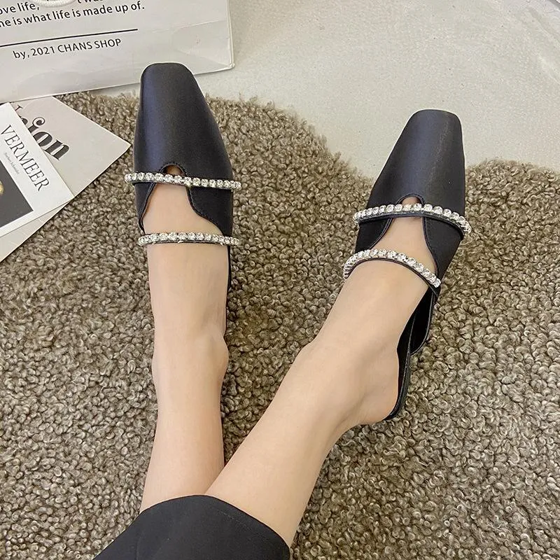 Finn Chain Pointed Toe Mule Sandals Women's Summer Closed Toe Flat Lazy Mules Slippers