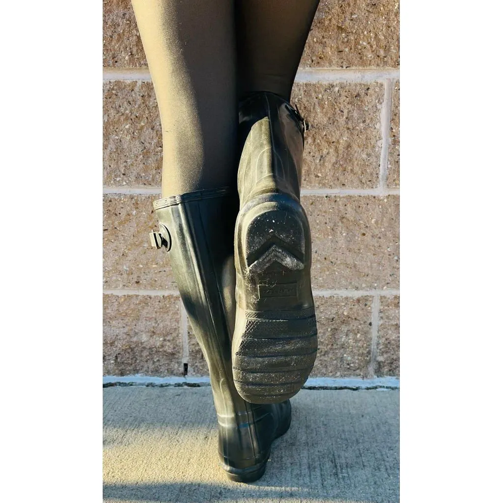 Hunter Original Tall Black Rain Boots -Size 8