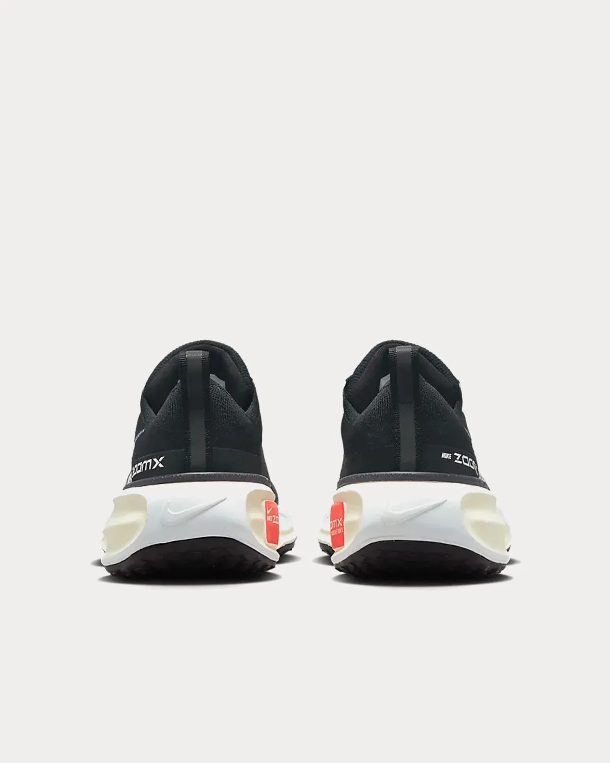Invincible 3 Black / Dark Grey / White / White Running Shoes