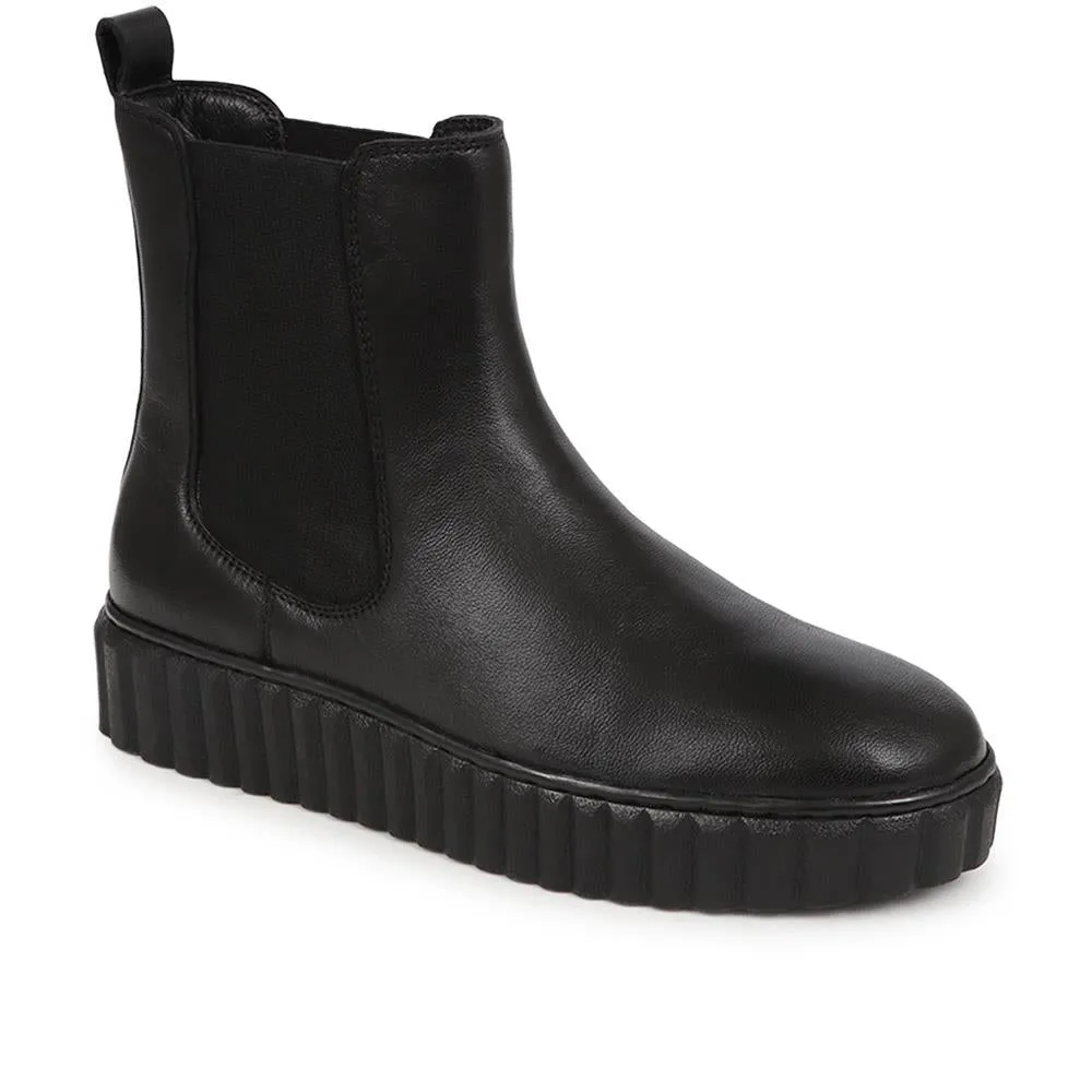 Laure Leather Chelsea Boots - LAURE / 326 178