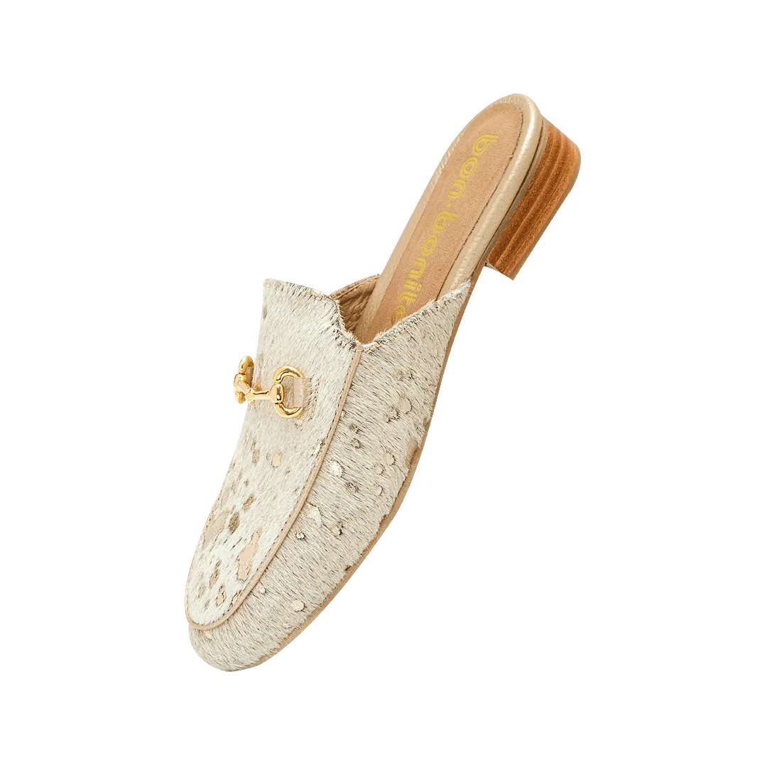 Mule in gold leather