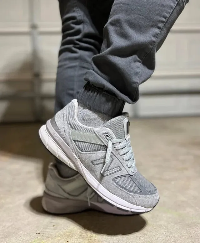 New Balance Men's 990v5 Running Shoes- Grey