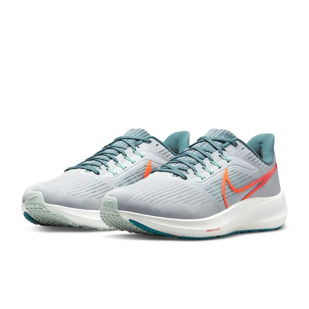 NIKE Men's Road Running Shoes, Grey, 11