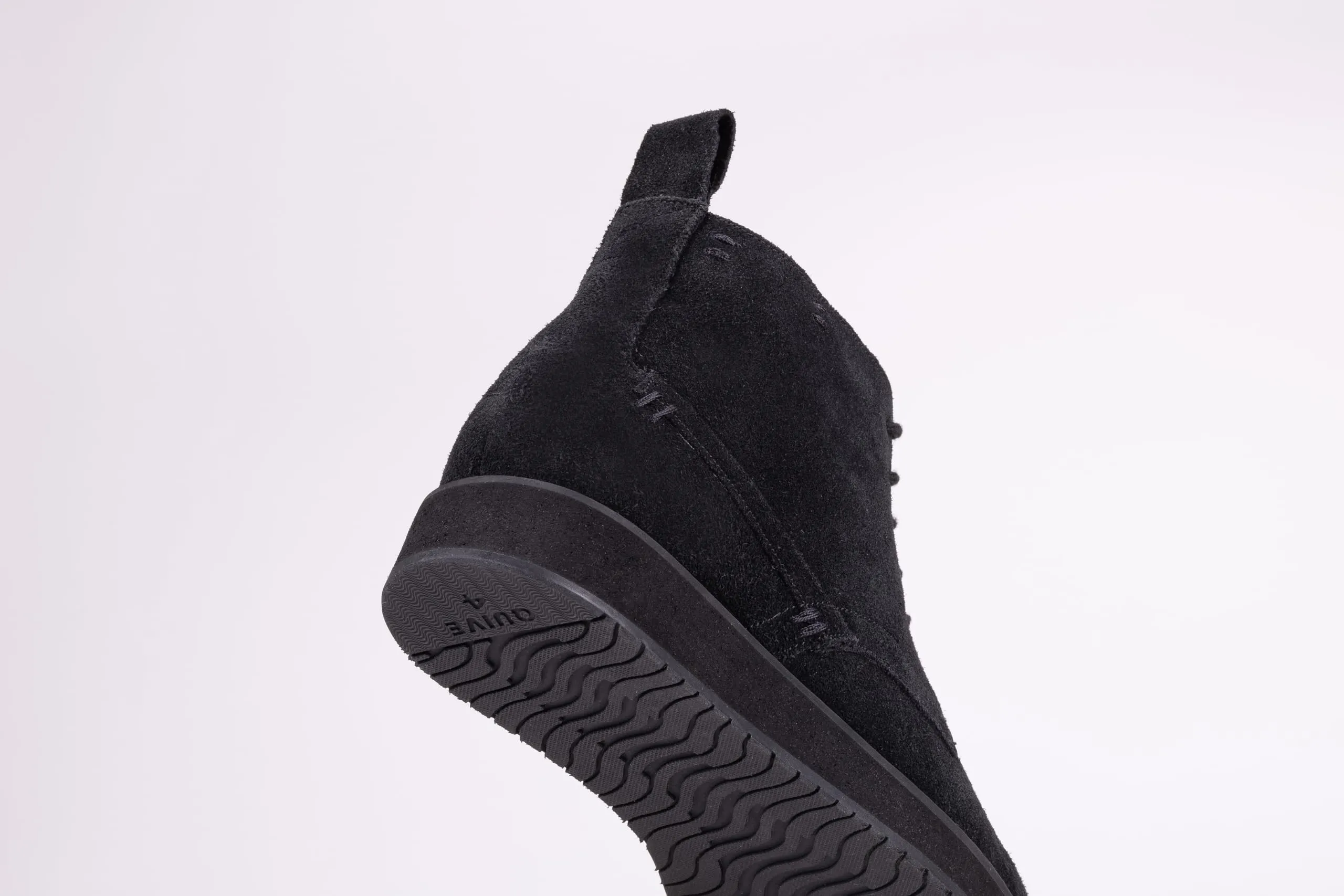 QUIVE LONDON Chukka Leather Boots