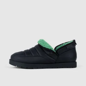 Schwarze Pufferstiefel