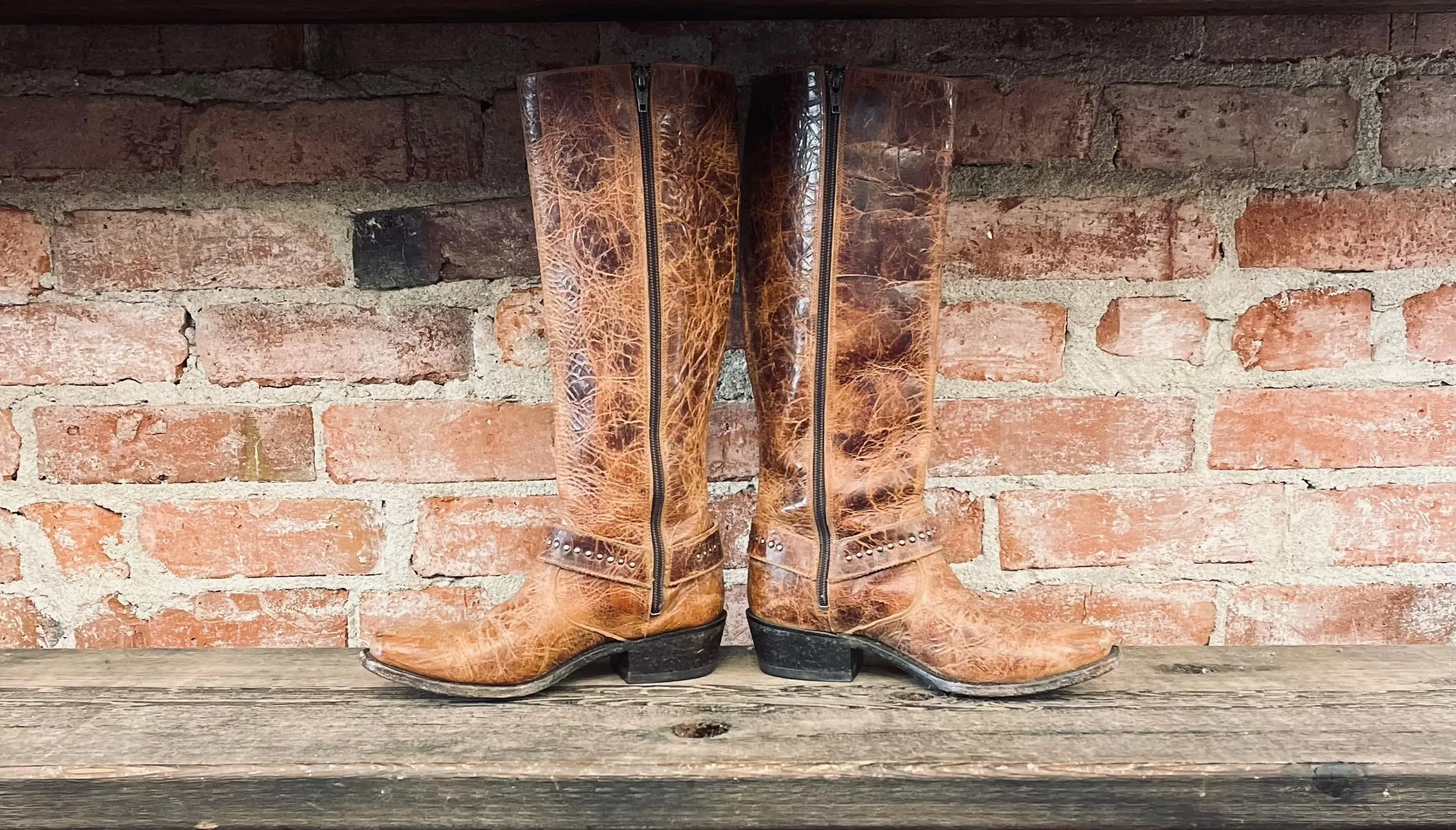 Sundance Boots W Sz 6