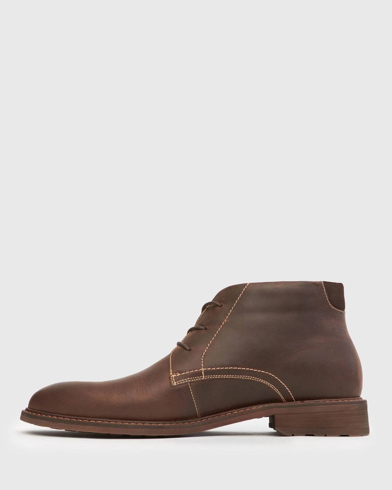 VERTEX Leather Chukka Boots