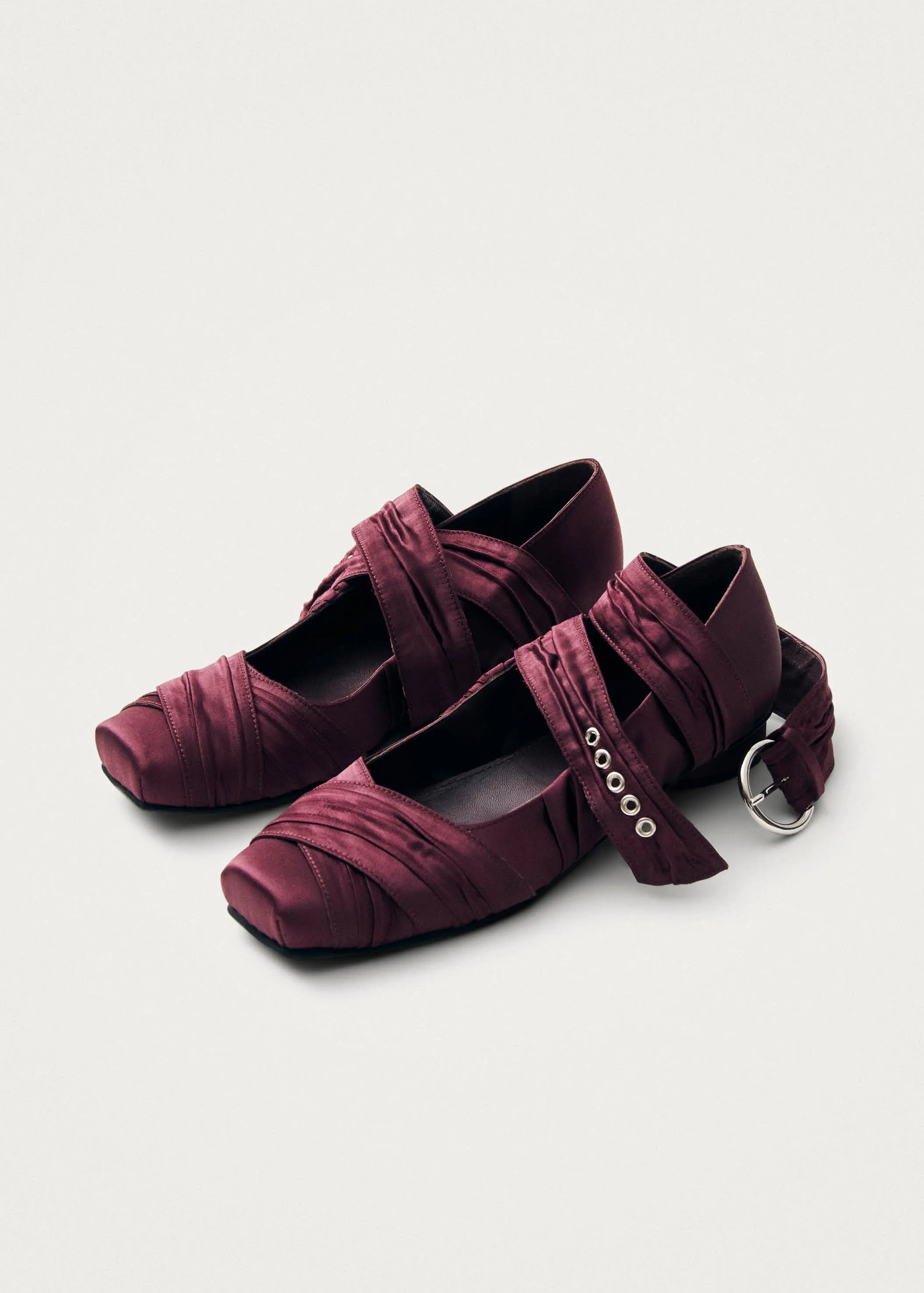 Volant Silky Burgundy Ballet Flats