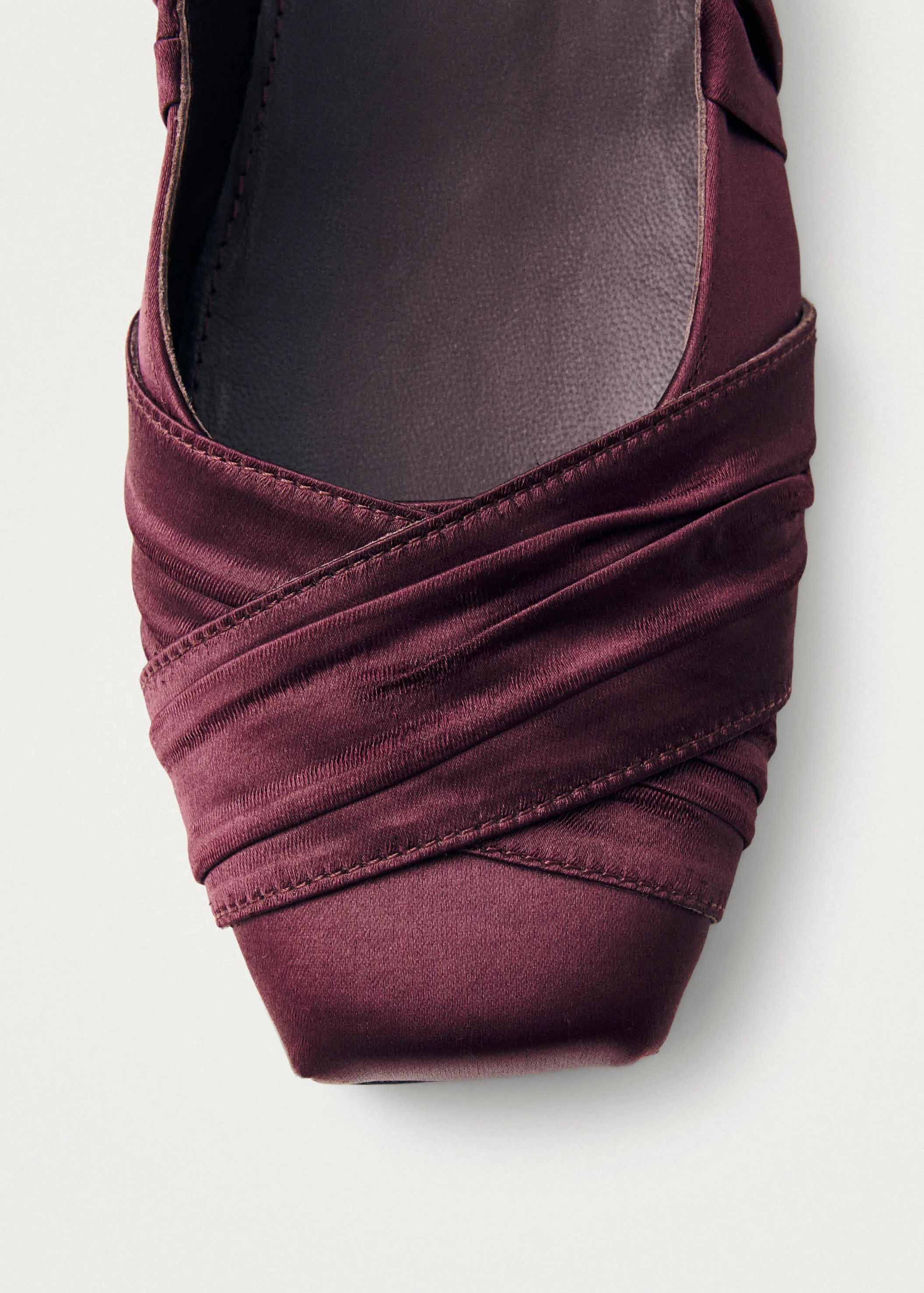Volant Silky Burgundy Ballet Flats